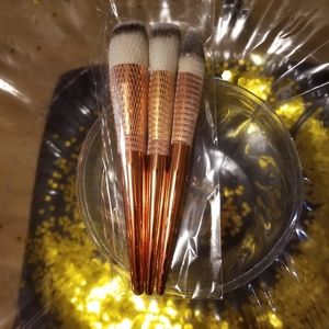 Alamar Rose Gold Makeup Brush trio